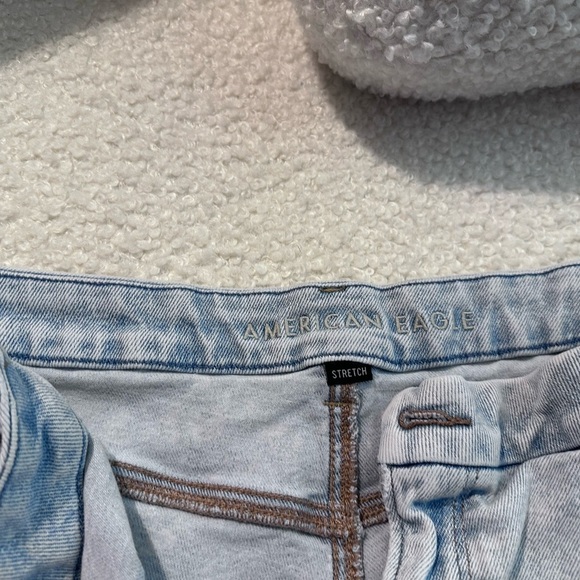 Plus Size 22 American Eagle Light Blue Curve Mom Jeans - Picture 5 of 8